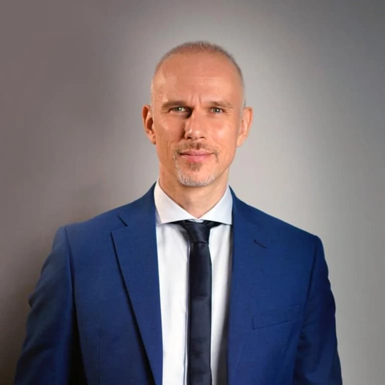 Prof. David De Cremer