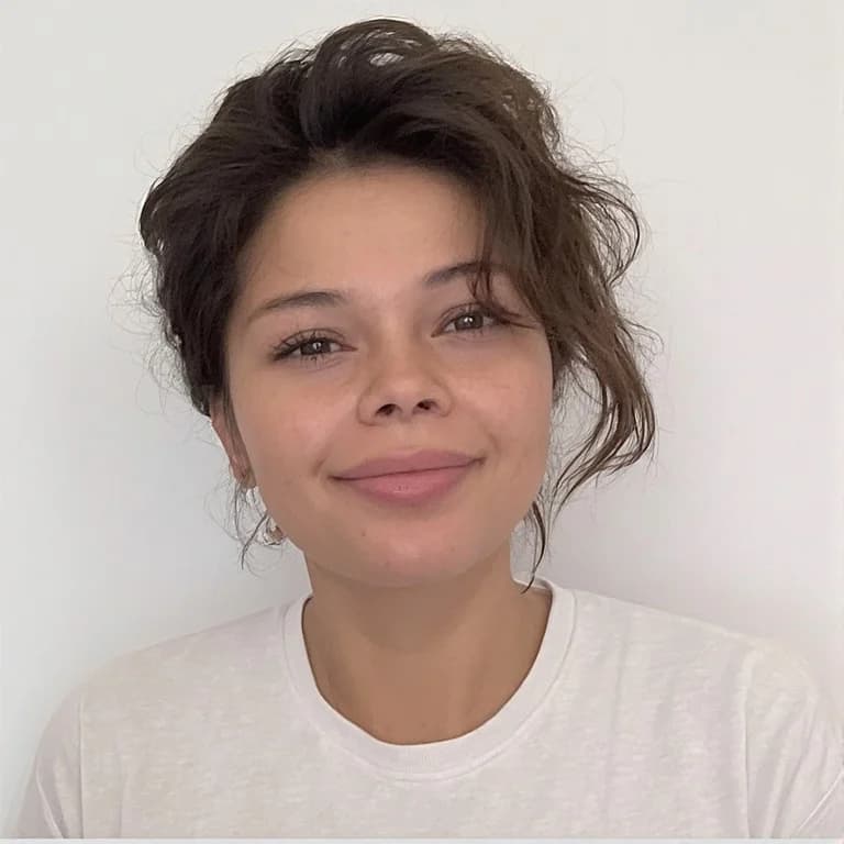 Saria Velasquez