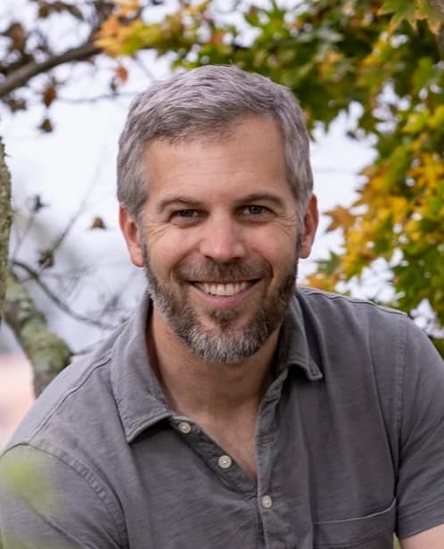 Mike P Lewis
