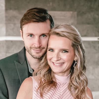 Magnetic Feminine AI Coach