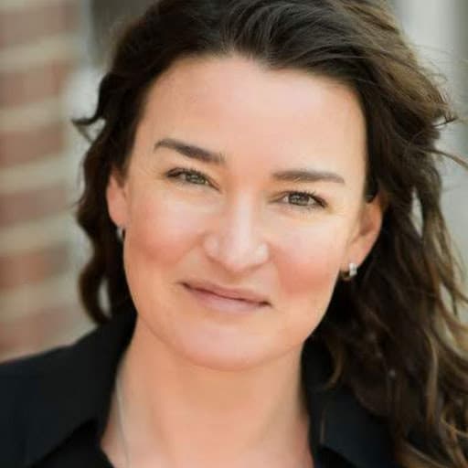 Lynette Fry