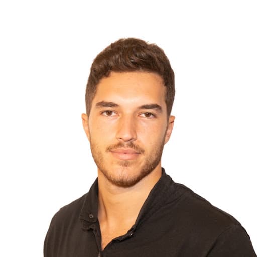 Liam Bartov